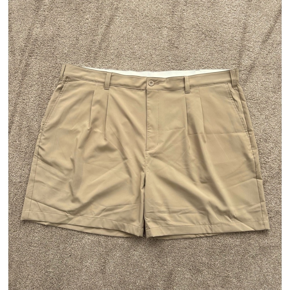 Reebok Men Golf Shorts Pleated Performance Size 50 Tan Khaki Stretch Casual